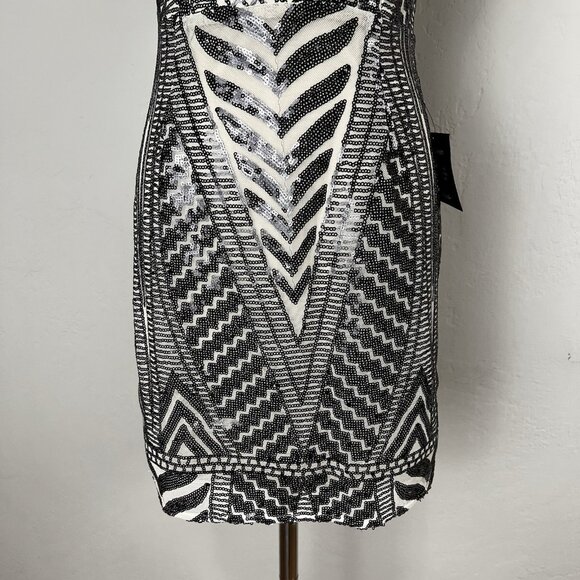 Lulu's Party Like Me Black Light Nude Sequin Bodycon V-Neck Mini Dress Small NEW - Picture 3 of 11